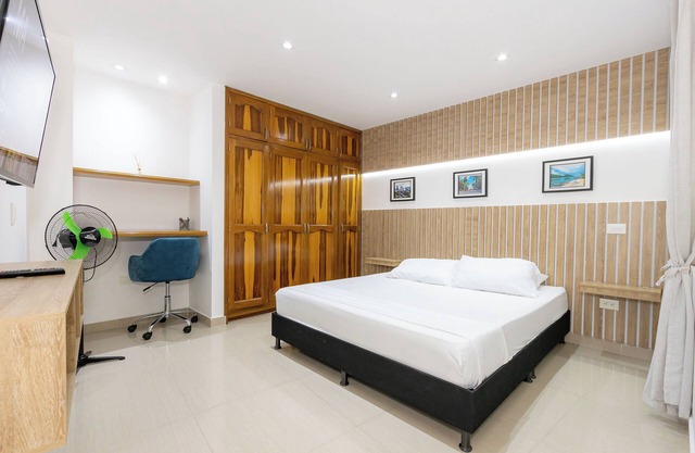 South of Medellin Escape to Comfort: Near the Metro, Aquapark Finca Cafetera