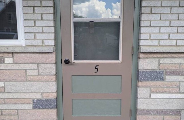 South of the Border VT Room 5