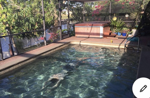 Abgeschirmter Pool, Lanai, Whirlpool in Südlage, Sunrise / Sunset Pristine Canal