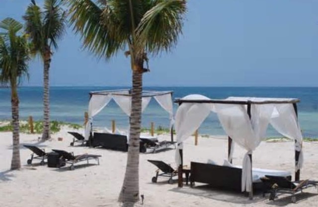 Beachfront Spa und Golf Resort