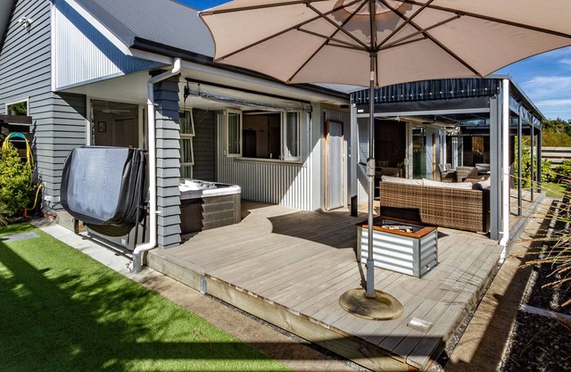 Spa Pool Serenity - National Park Holiday Home, NATIONAL PARK