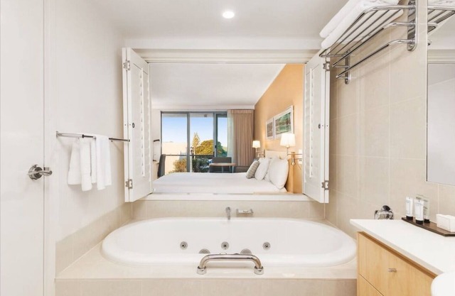 Spa Retreat - Your own private spa to enjoy - FREE Wi-Fi