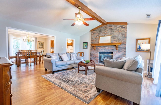 Space and Comfort at Crandon House