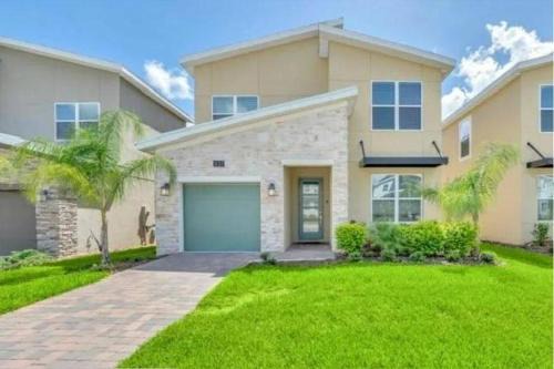 Space comfort and an incredible location 831