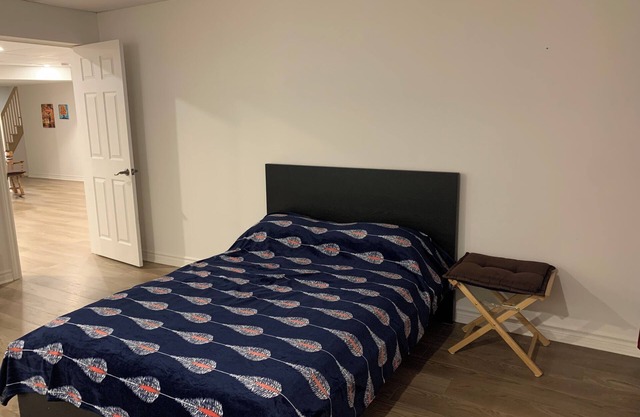 Spacious basement in nice area