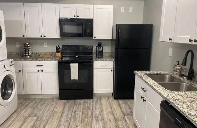 Spacious 1-bedroom apartment in lovely Apex with theater room