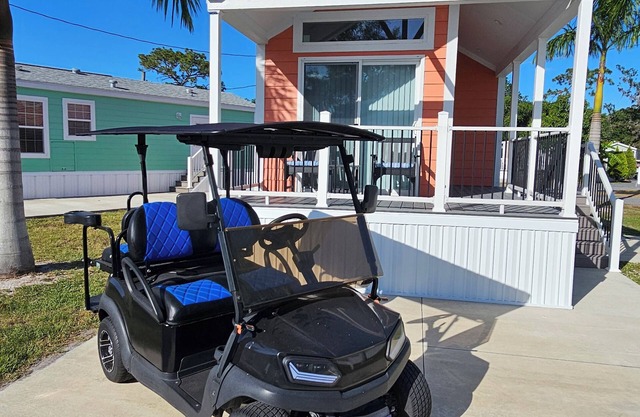 SPACIOUS 1 BEDROOM LOFT GOLF CART IN DISNEY AREA 5 STAR RATED MILL CREEK RESORT