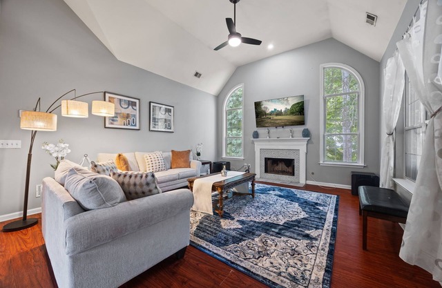 Spacious 1BR Alpharetta Home