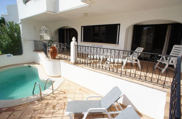 Geräumige 2-Bett-Wohnung mit Pool, neben der Vale Lobo Tennis Academy