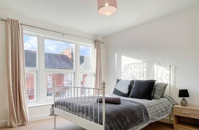 ⭐️MODERN APARTMENT⭐️IDEAL FOR BUSINESS⭐️SLEEPS 3