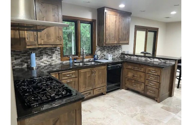 Spacious 2-bedroom country home on 17 wooded acres