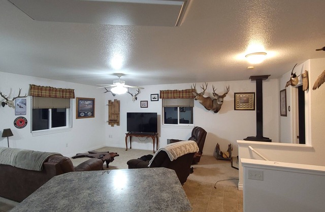 Spacious 2 Bedroom Guest house in the Country
