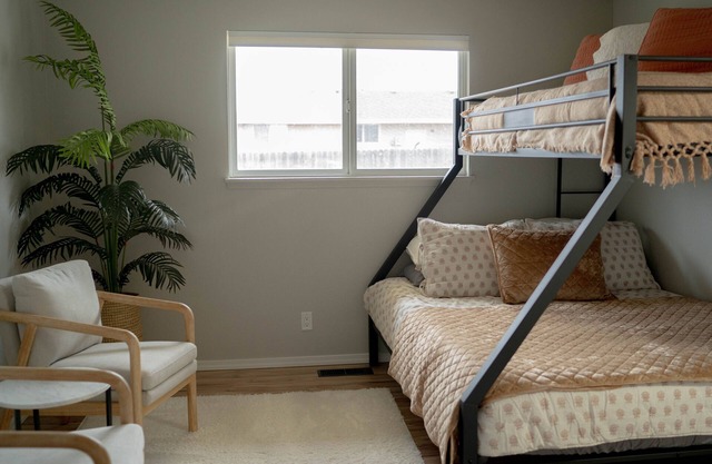 Spacious 2 Bedroom in Kennewick