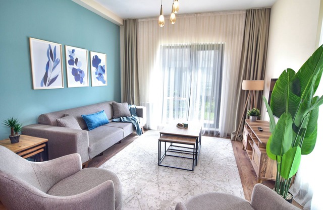 Spacious 2BR with Garden- Long term rent