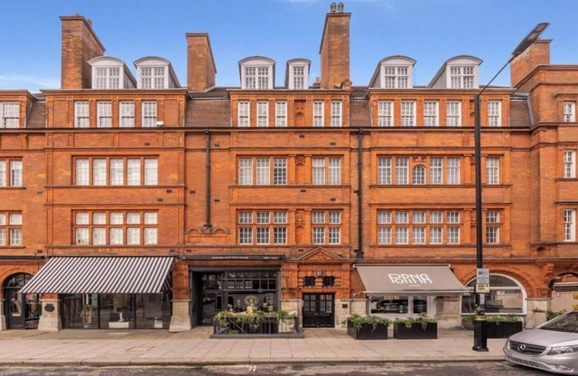 Spacious 3-Bedroom Home Near Oxford Street & Selfridges