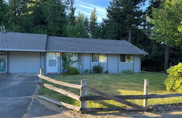 Spacious 3-bedroom apartment with WiFi, AC in enjoyable Bonney Lake