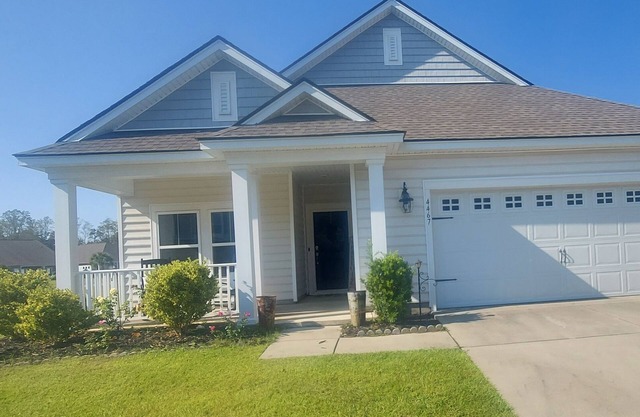 Spacious 3 Bedroom 2 Bath Home in fantastic Myrtle Beach with WiFi, AC