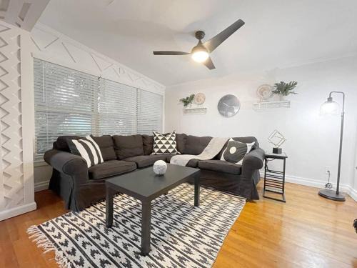 Spacious 3br Orlando Home Save 16 Pet-friendl