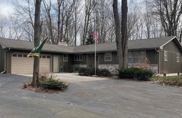 Spacious 4 Bedroom. Available for the week of the NFL Draft 2025