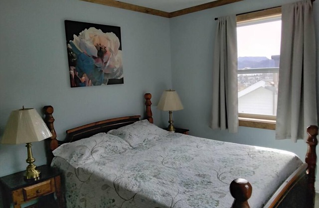 Geräumiges Chalet mit 4 Schlafzimmern im Herzen von Gros Morne