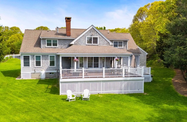 Marshside Haven 4-bedroom house