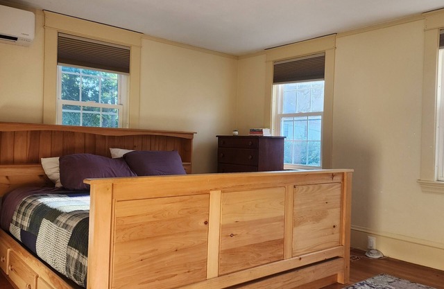 Spacious 4-bedroom house in heart of Augusta with AC and wood stove!