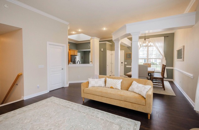 Spacious 4 Bedroom House with Hot Tub in Portage