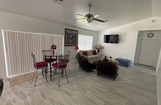 Spacious 4-bedroom house in peaceful Lehigh Acres with WiFi, AC. Newly remodeled