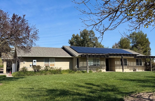 Spacious 4-Bedroom, 2-Bath Paso Robles Retreat on Eastside Near Top Wineries