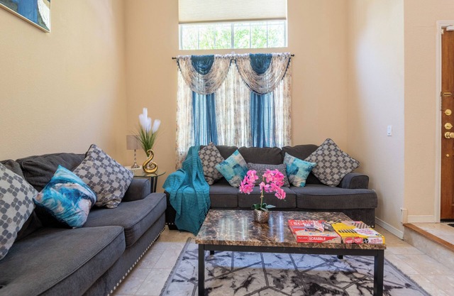 Spacious 4BR/3BA Retreat w/Jacuzzi, Backyard Oasis