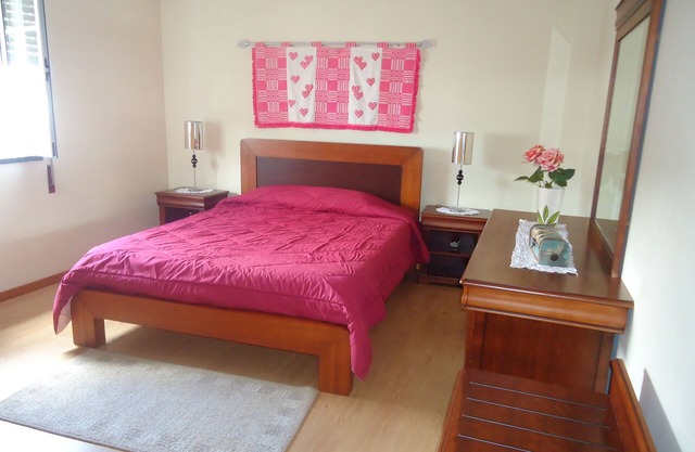 Geräumiges 5 Schlafzimmer Haus in Angra