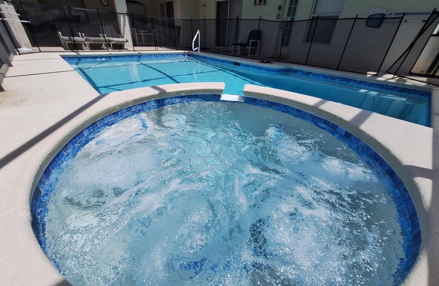 Spacious 5 Bed Villa with private south facing pool and spa