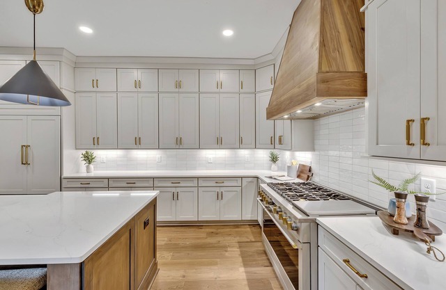 Spacious 5-bedroom house in lovely Nashville with AC, WiFi