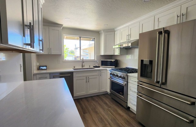 Spacious 5-bedroom house with WiFi and AC in beautiful San Jose