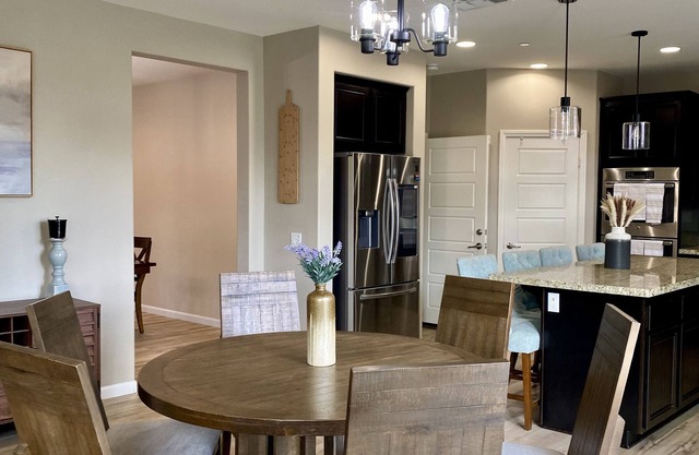 Spacious 5-bedroom house in enchanting Menifee with fitness room