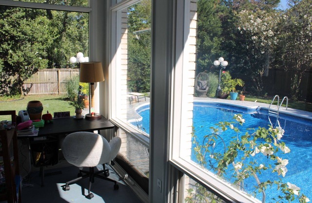 Spacious 5-bedroom house & pool in Little Rock by Pleasant Valley Country Club.