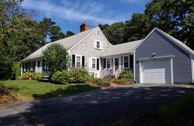 SPACIOUS 5 BR SÜDORLEANS HAUS IN DER NÄHE VON STRÄNDEN, GOLF & MEHR IN BEAUTIFUL CAPE COD