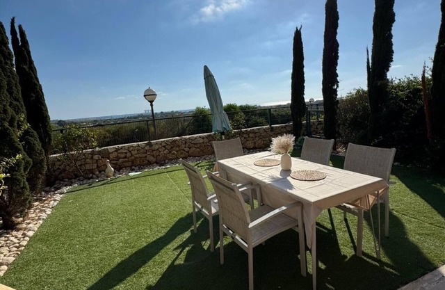 Spacious 6-bedroom apartment in serene Caesarea with fitness room, AC, pool