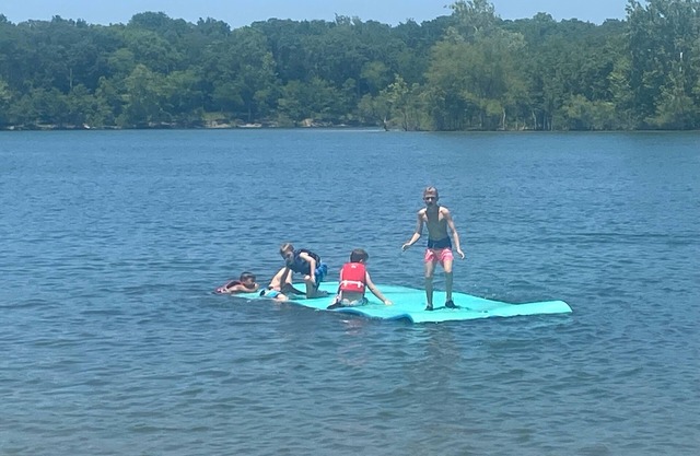 Geräumiges, privates Haus am See. QUALITÄT FAMILIENZEIT. KAYAKS GELIEFERT