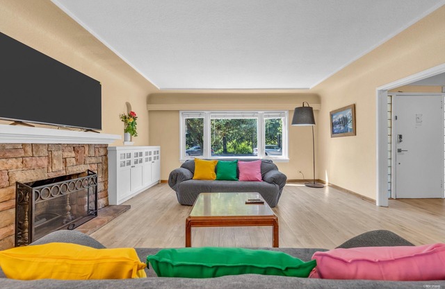 Spacious 6BR Home in Vancouver Near SkyTrain