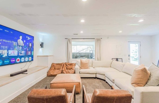 Spacious 5BR Home with Theater & Private Hot Tub
