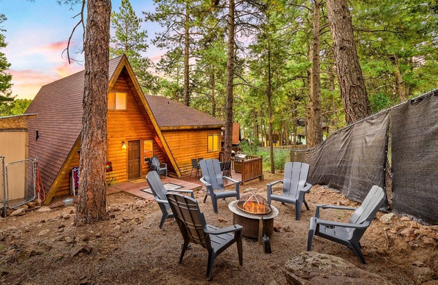 Spacious A-frame Pines Cabin 12 Beds Loft Game Room