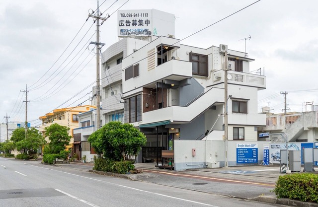 Spacious adult oneroom apartmentup to 7 people f / Okinawa Okinawa