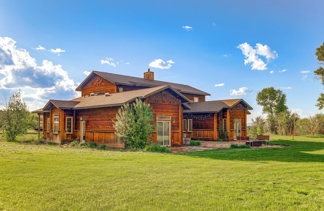 Spacious Afton Home: Patio, Grill & Mountain Views