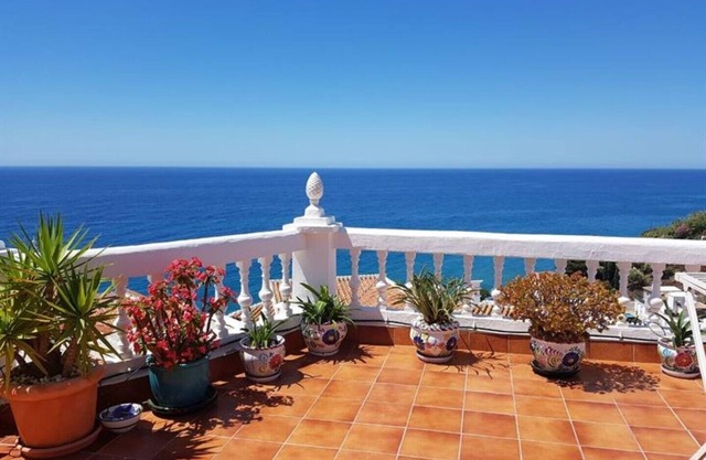 Geräumiges Penthouse mit riesigem Meerblick.