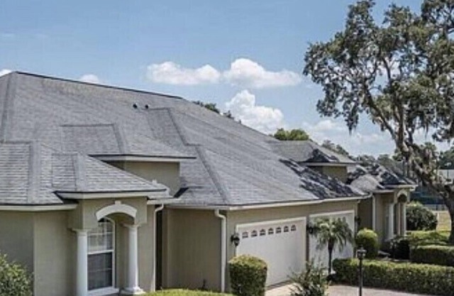 Spacious and bright villa in the Country Club of Sebring