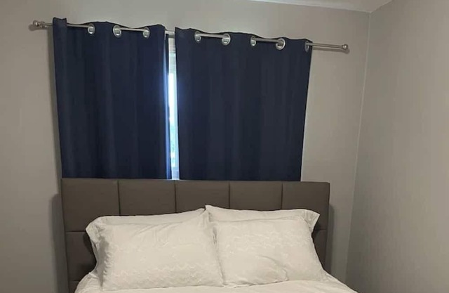 Spacious and comfy 4 bedroom home!