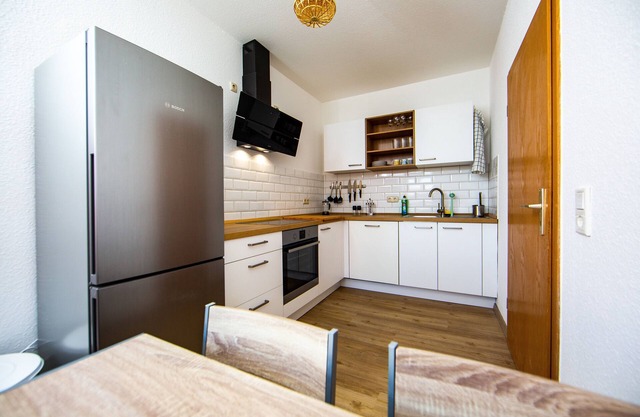 Geräumige und moderne Ferienwohnung "Stadtperle am plätschernden Wasser"