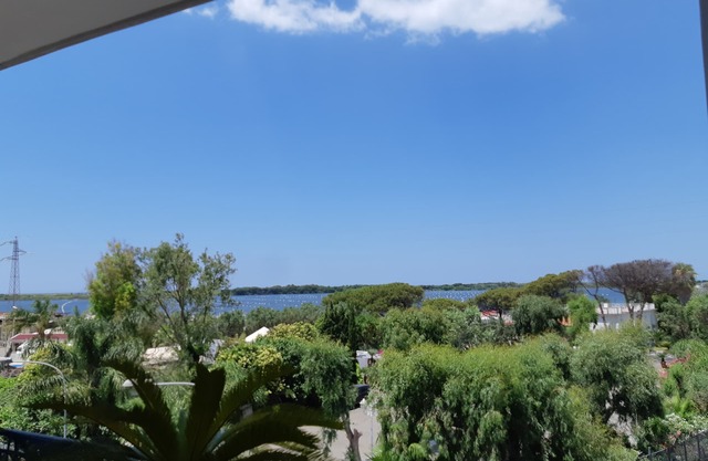 Geräumiges und panoramisches Apartment 100 Meter von der Casina Vanvitelliana entfernt