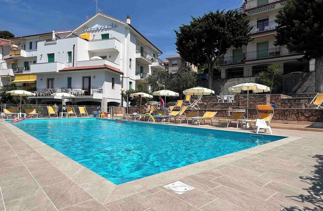 Wohnung in Residenz mit Pool